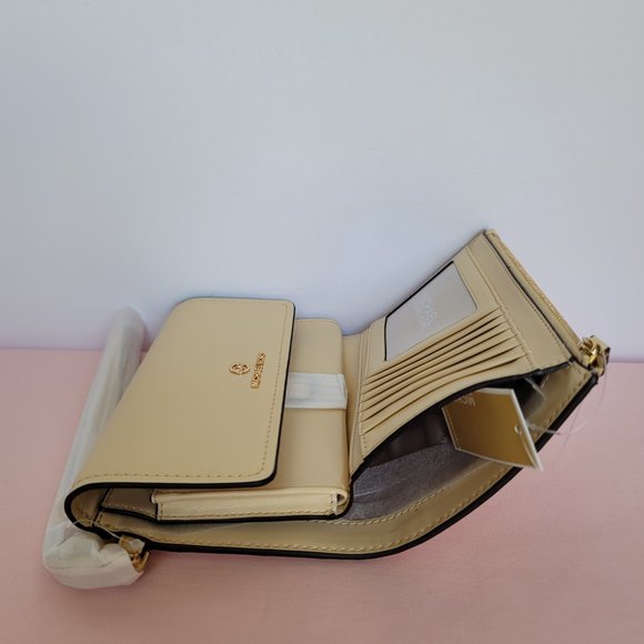 MICHAEL KORS Jet Set Charm Signature Colorblock LG Flap Phone Wristlet/Wallet ⭐ - Picture 14 of 16